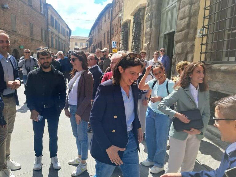 Elly Shlein a Città della Pieve per Marco Cannoni Sindaco